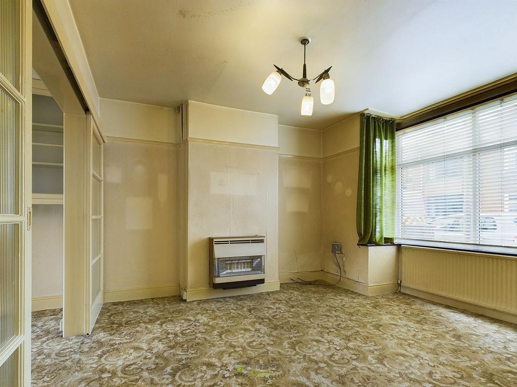 Petworth Road, Portsmouth, PO3 3 bed terraced house for sale £280,000