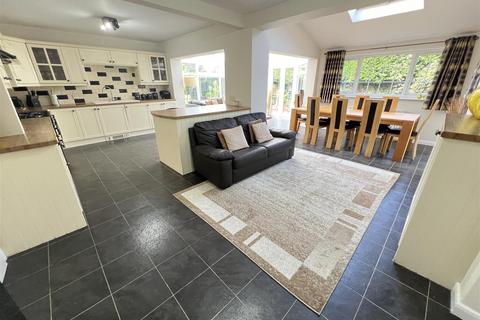 5 bedroom detached house for sale, Beverley Drive, Gayton, Wirral