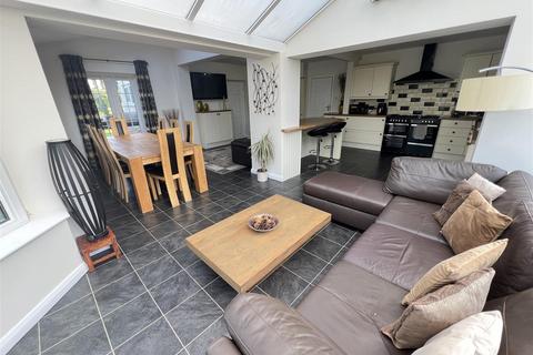 3 Beverley Drive, Wirral, CH60 3RP