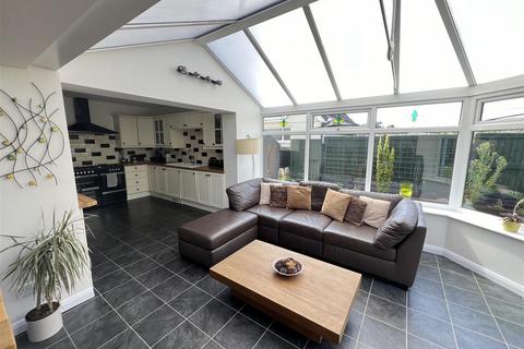 3 Beverley Drive, Wirral, CH60 3RP