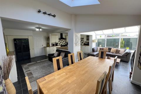 3 Beverley Drive, Wirral, CH60 3RP