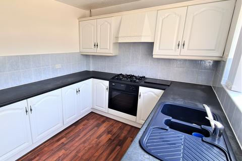 2 bedroom semi-detached house to rent, Whitby Avenue, Preston PR2