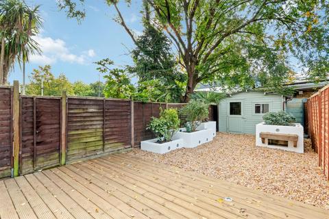 3 bedroom terraced house for sale, Edna Road, Raynes Park SW20