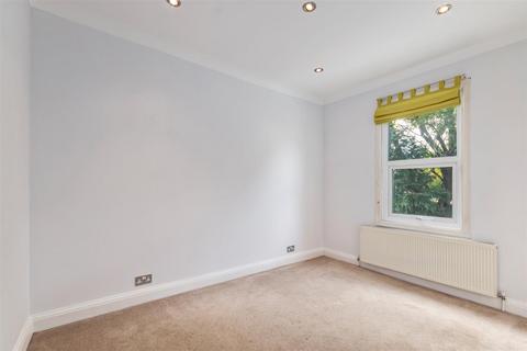 95 Edna Road, London, SW20 8BS