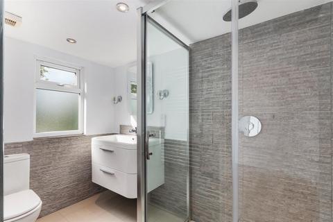95 Edna Road, London, SW20 8BS