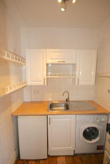 1 bedroom flat to rent, Shaws Terrace, Leith, Edinburgh, EH7