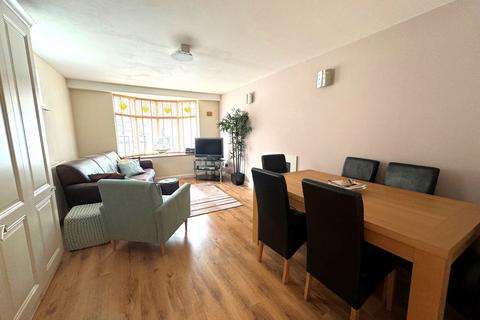 2 bedroom apartment for sale, High Street, Whitstable CT5