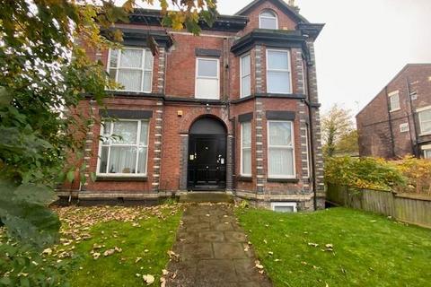 4 bedroom flat to rent, Bentley Road, Toxteth, Liverpool, L8 0SZ