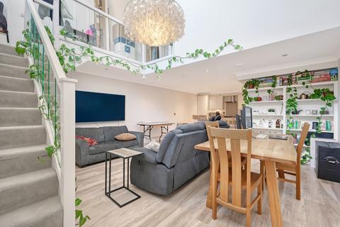 1 bedroom apartment for sale, Cable Street London E1