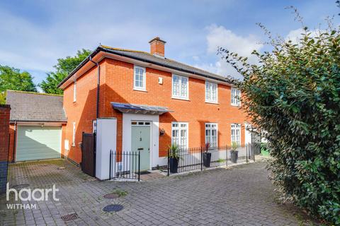 4 bedroom detached house for sale, Bantock Way, Witham