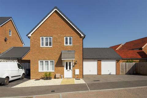 3 bedroom detached house for sale, Blackmill Way, Sandwich