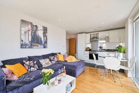 2 bedroom flat for sale, Hatfield House, Merry Weather, London, SE10 8EW