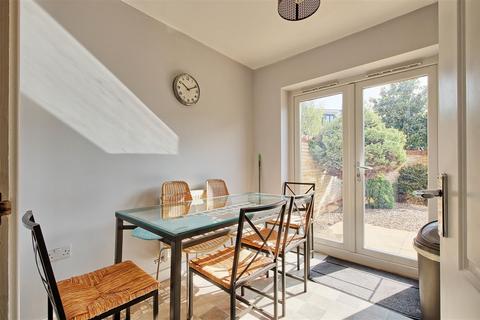 57 Circus Drive, Cambridge, CB4 2BT