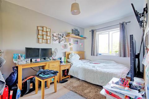 57 Circus Drive, Cambridge, CB4 2BT