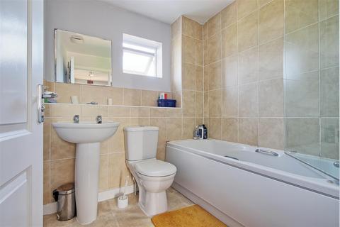 57 Circus Drive, Cambridge, CB4 2BT