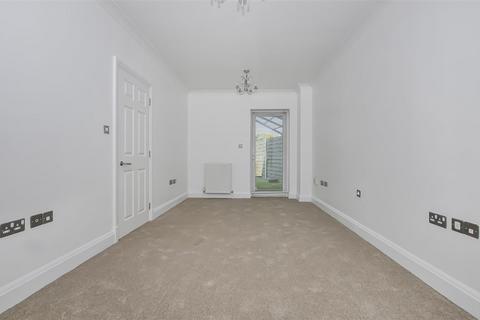 105 Torrington Road, Ruislip, HA4 0AR