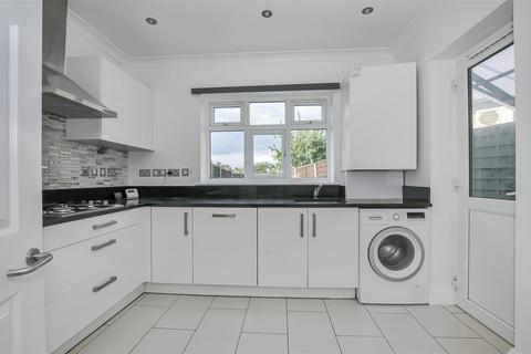 105 Torrington Road, Ruislip, HA4 0AR