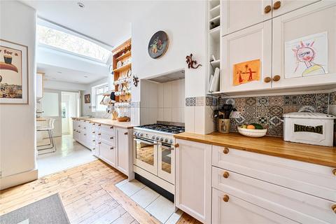 4 bedroom terraced house for sale, Cecil Road, London, N10