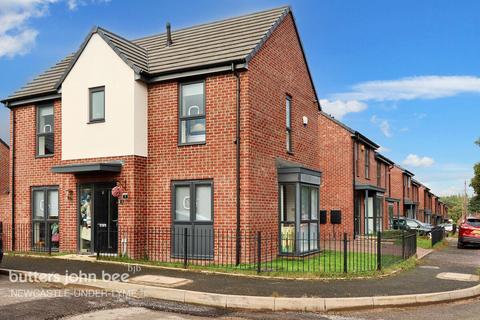 3 bedroom detached house for sale, Clydesdale Avenue, Staffordshire