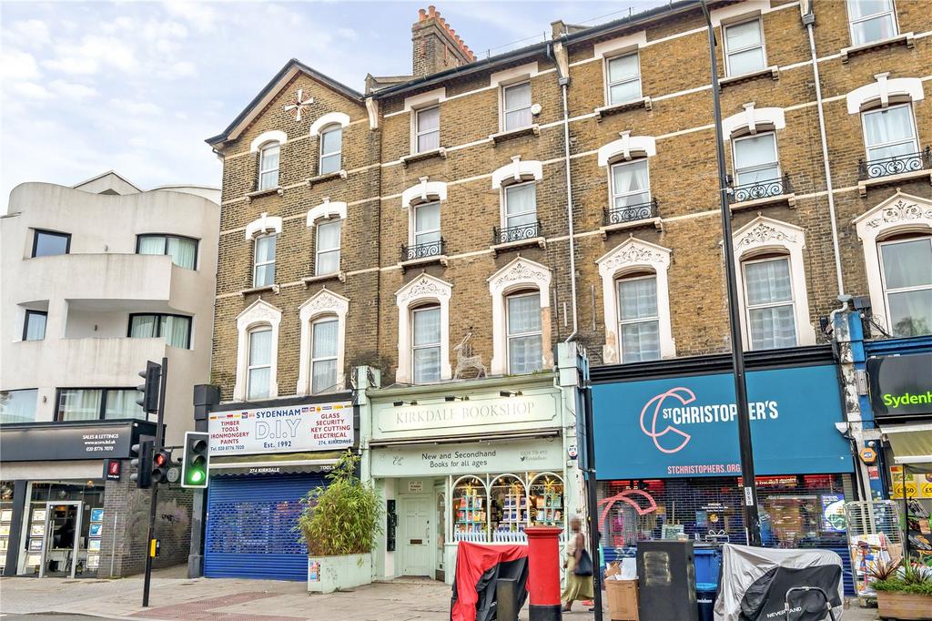 Kirkdale, London, Lewisham, SE26 2 bed flat for sale £460,000