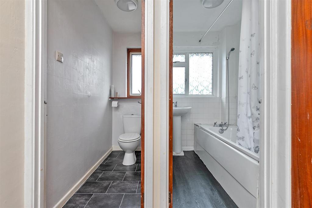 21 Chantry Lane-11.jpg