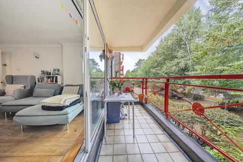 2 bedroom flat for sale, Park Road, Beckenham