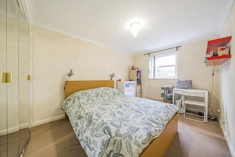 2 bedroom flat for sale, Park Road, Beckenham