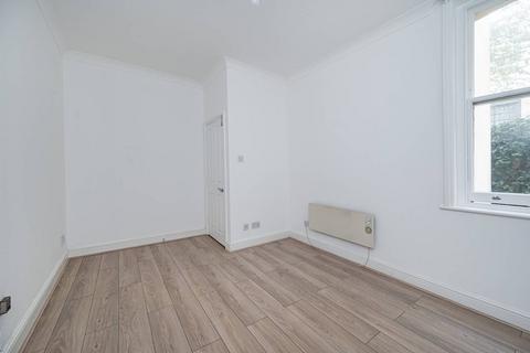 2 bedroom flat for sale, Strype Street, Spitalfields, London, E1