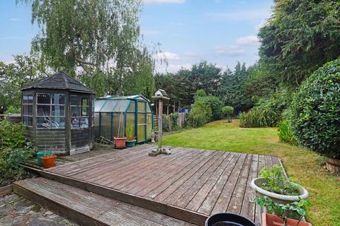5 Ormonde Rise, Buckhurst Hill, IG9 5QQ