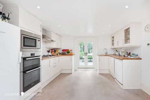 3 bedroom end of terrace house for sale, Stamford Grove West, London, N16