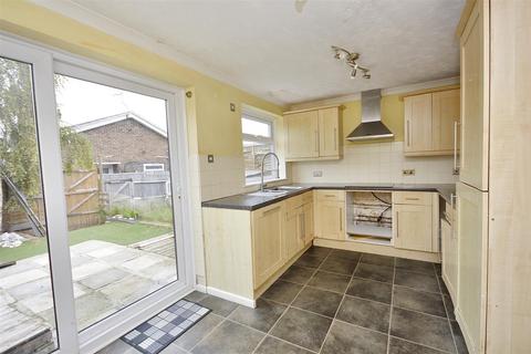 3 bedroom end of terrace house for sale, Maywood Avenue, Eastbourne