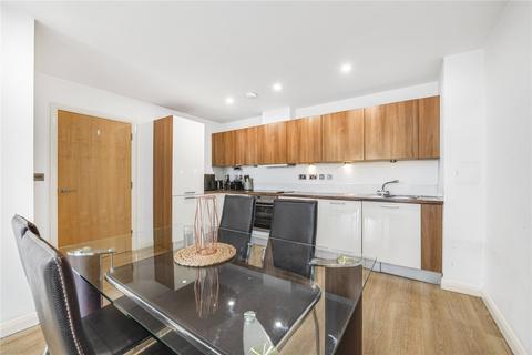 2 bedroom flat to rent, Larden Road, London, W3