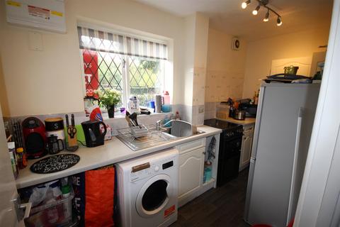 2 bedroom maisonette for sale, The Carousels, Burton Upon Trent DE14