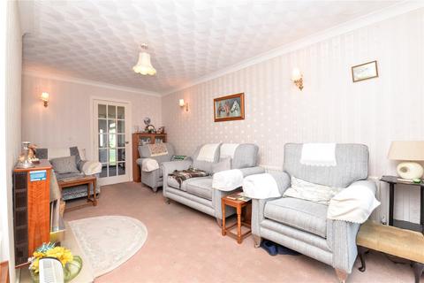 2 bedroom bungalow for sale, Rothbury Park, New Milton, Hampshire, BH25