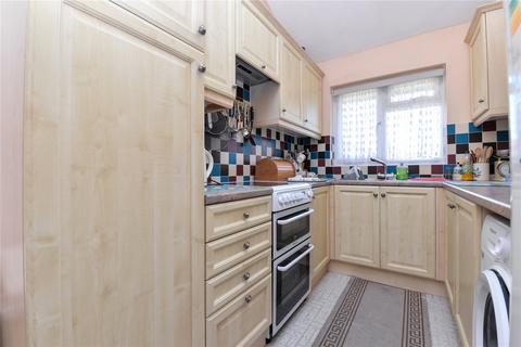 2 bedroom bungalow for sale, Rothbury Park, New Milton, Hampshire, BH25