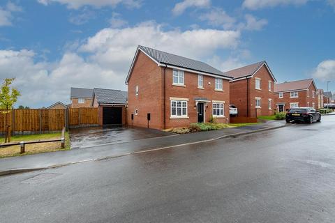 4 bedroom detached house for sale, Butterfly Lane, Calverton