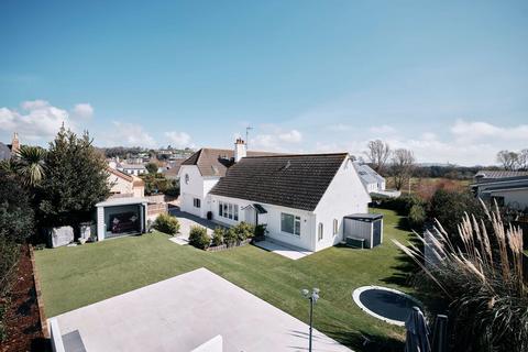 6 bedroom detached house for sale, La Rue du Craslin, Jersey JE3