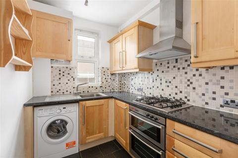 2 bedroom apartment to rent, Shoot Up Hill, Kilburn NW2