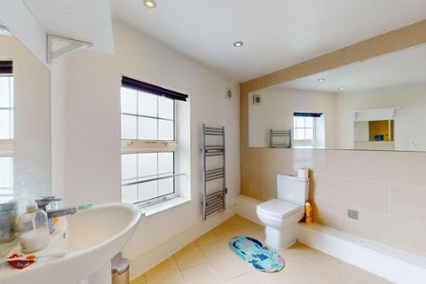 1 bedroom flat to rent, Middle Road