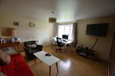 1 bedroom flat for sale, Redford Close, Feltham, Middlesex, TW13