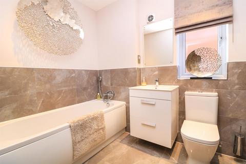 39 Orchard Way, Boreham, Chelmsford, CM3 3GQ