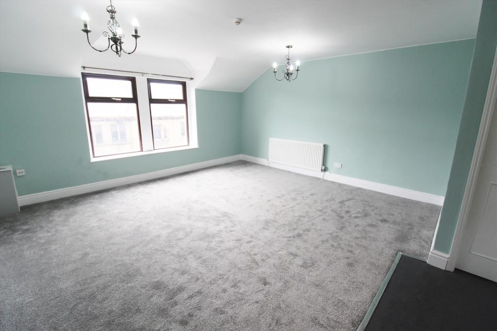 50 Regent Road, Morecambe LA3 1 bed flat to rent £595 pcm (£137 pw)