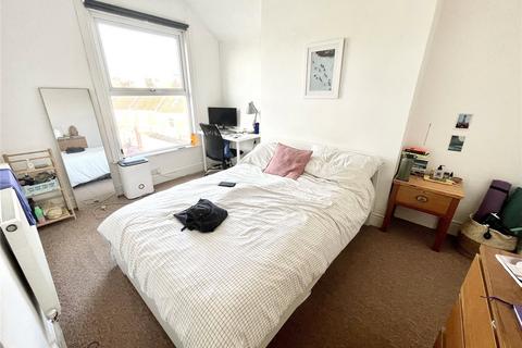Flat 3, 14 Stackpool Road, Bristol, BS3 1NQ