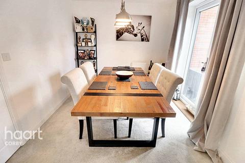 19 Aintree Road, Corby, NN18 8RD