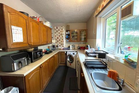 4 bedroom semi-detached house for sale, Broadwalk, Westhoughton, Bolton