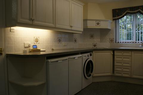4 bedroom detached house to rent, Collingwood Road, Eaton Socon PE19