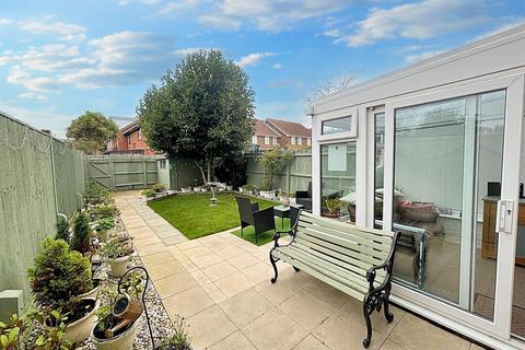 3 bedroom terraced house for sale, Ashgate Road, Eastbourne