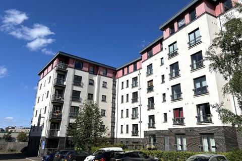 2 bedroom flat to rent, Tinto Place, Bonnington, Edinburgh, EH6