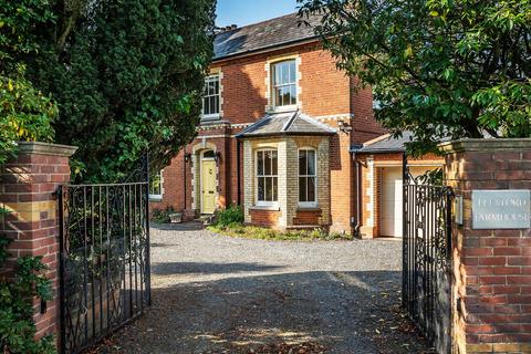 3 bedroom farm house for sale, East Flexford Lane, Wanborough, Guildford, Surrey, GU3