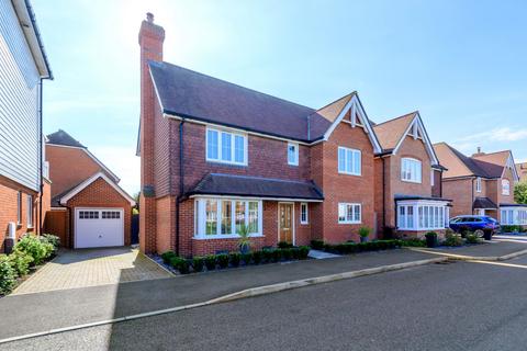 4 bedroom detached house for sale, Sonning Crescent, Bersted Park, PO21